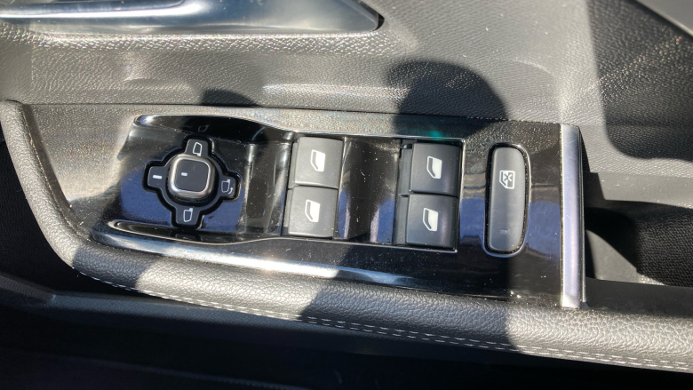 Vauxhall Astra 1.2 Turbo 130 GS 5dr Petrol Hatchback